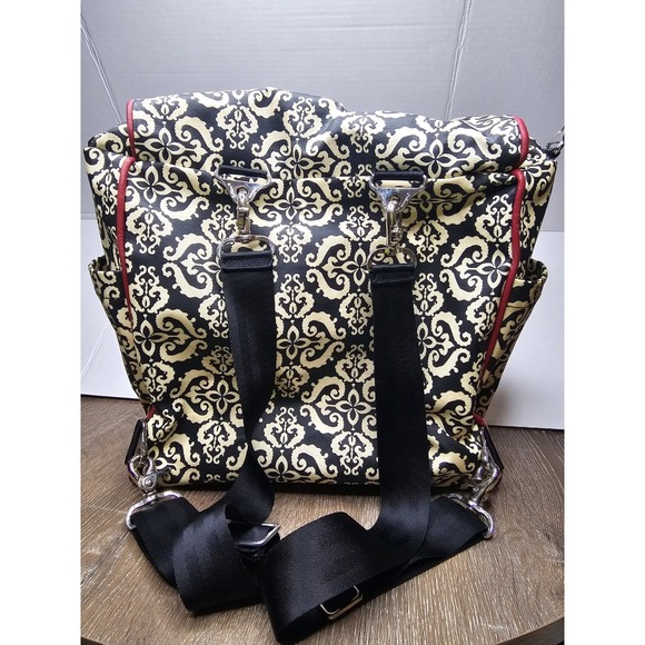 Petunia Pickle Bottom NWT Red White And Black Luxury Diaper Bag - Picture 6 of 9